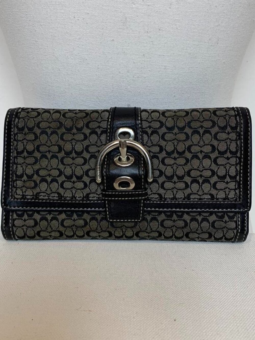 Coach Women's Black and Brown Wallet-purses